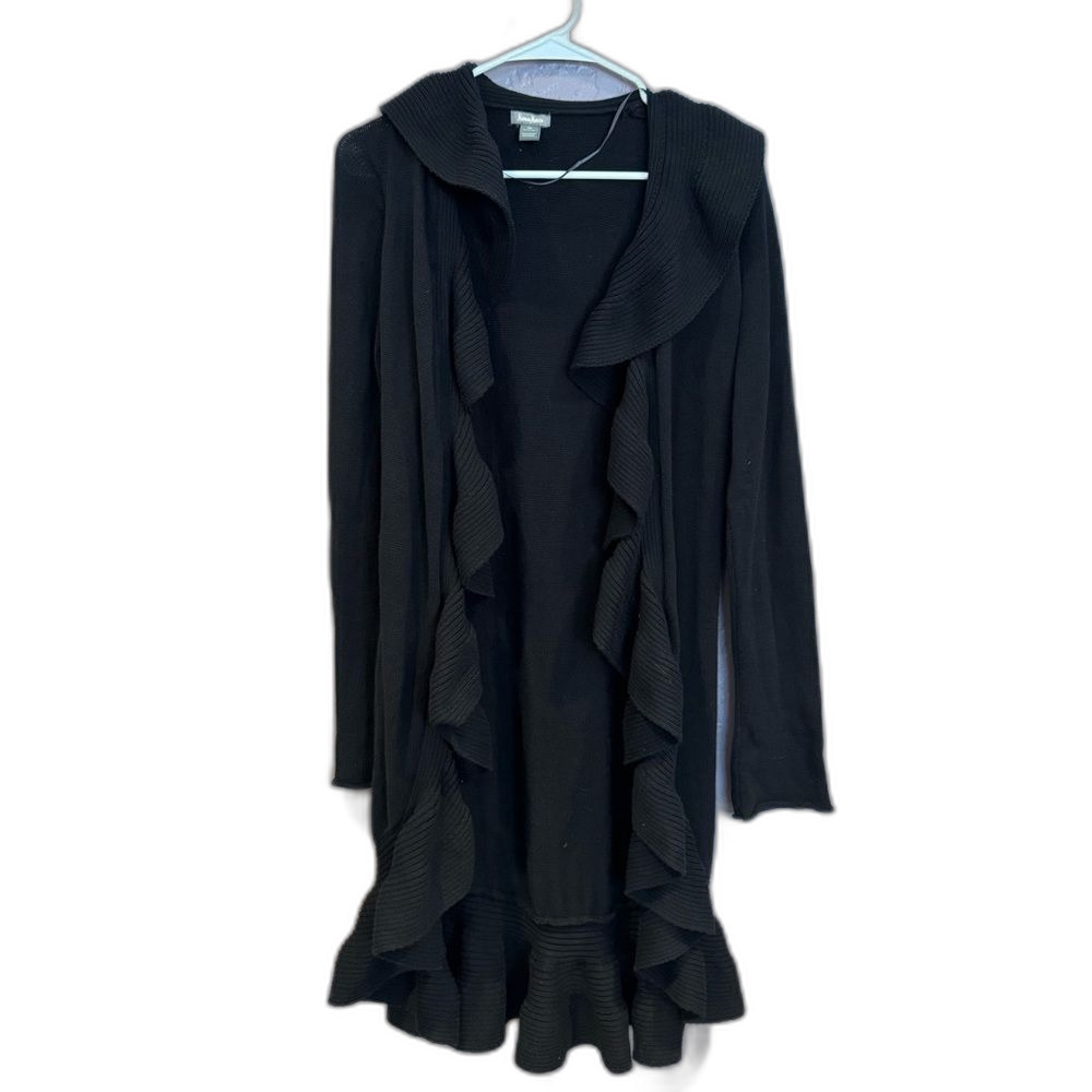 Neiman Marcus Black Ruffled Long Sleeve Sweater - M ❤️